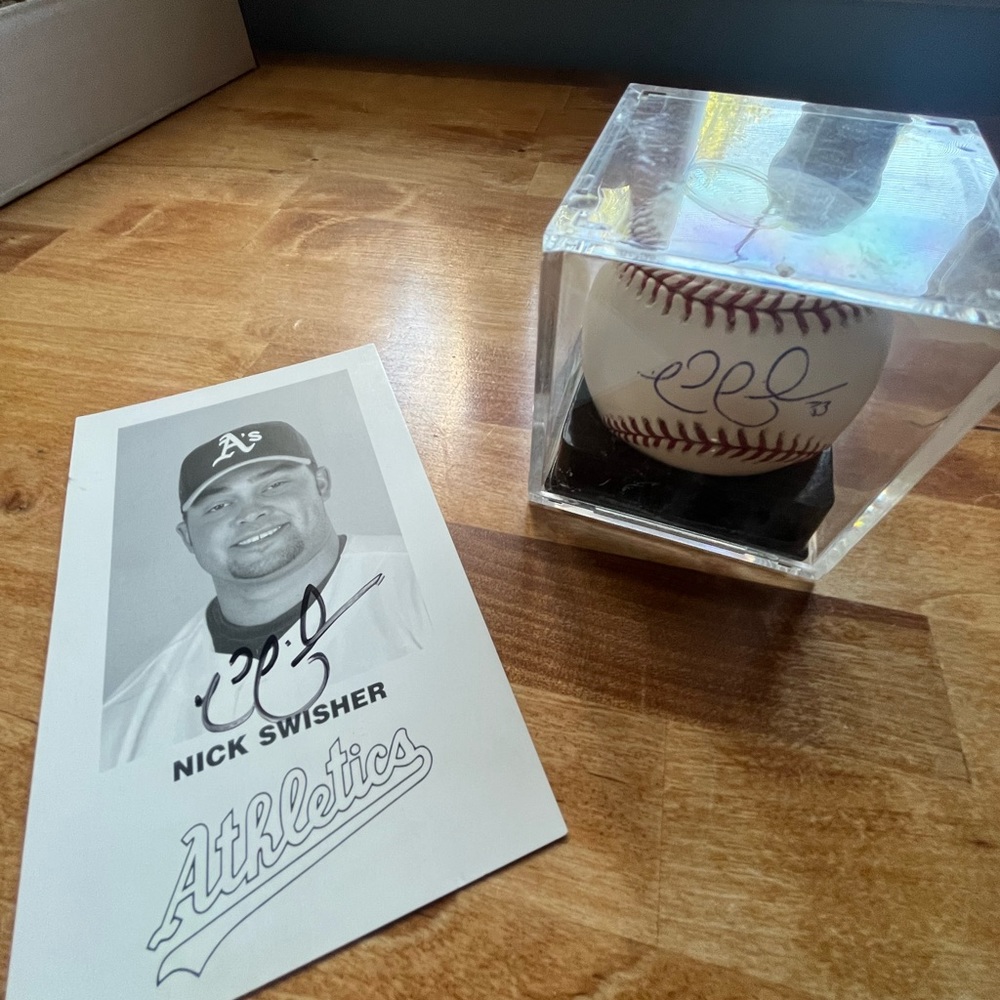 Nick Swisher Autograph Baseball